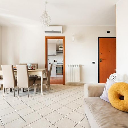 Casa Vacanze Giramondo Fiumicino Ruang foto