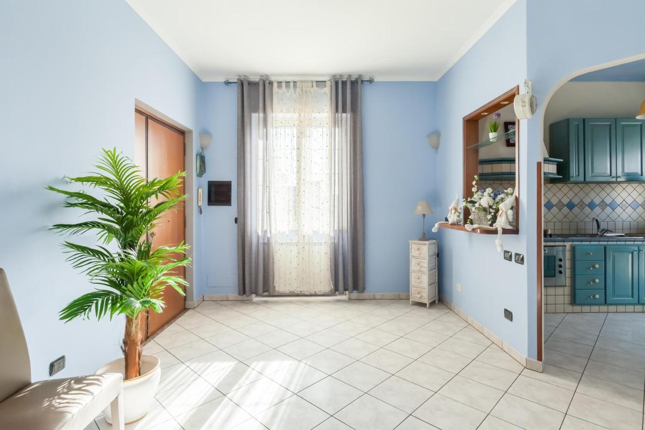 Casa Vacanze Giramondo Fiumicino Bagian luar foto