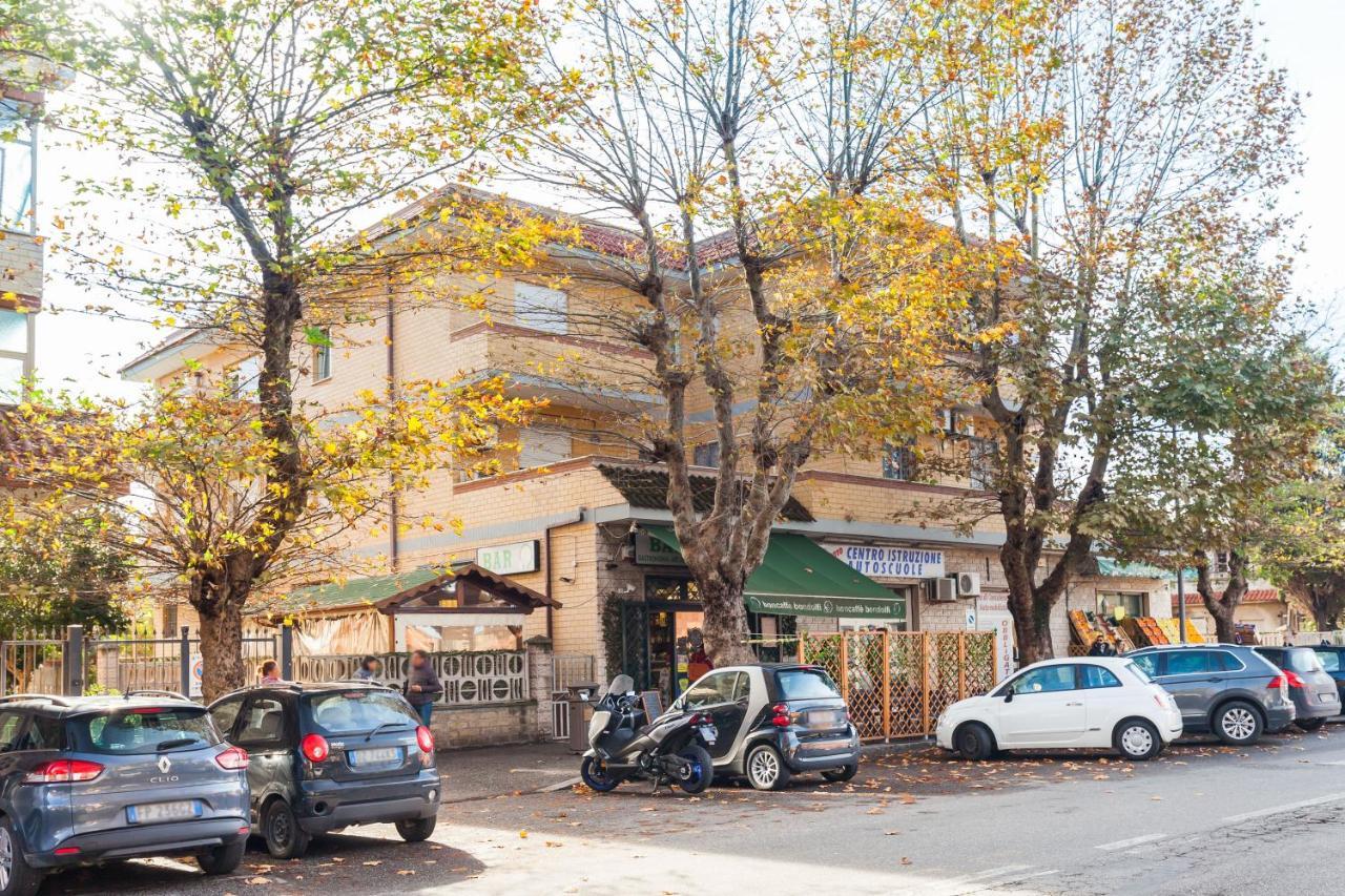 Casa Vacanze Giramondo Fiumicino Bagian luar foto