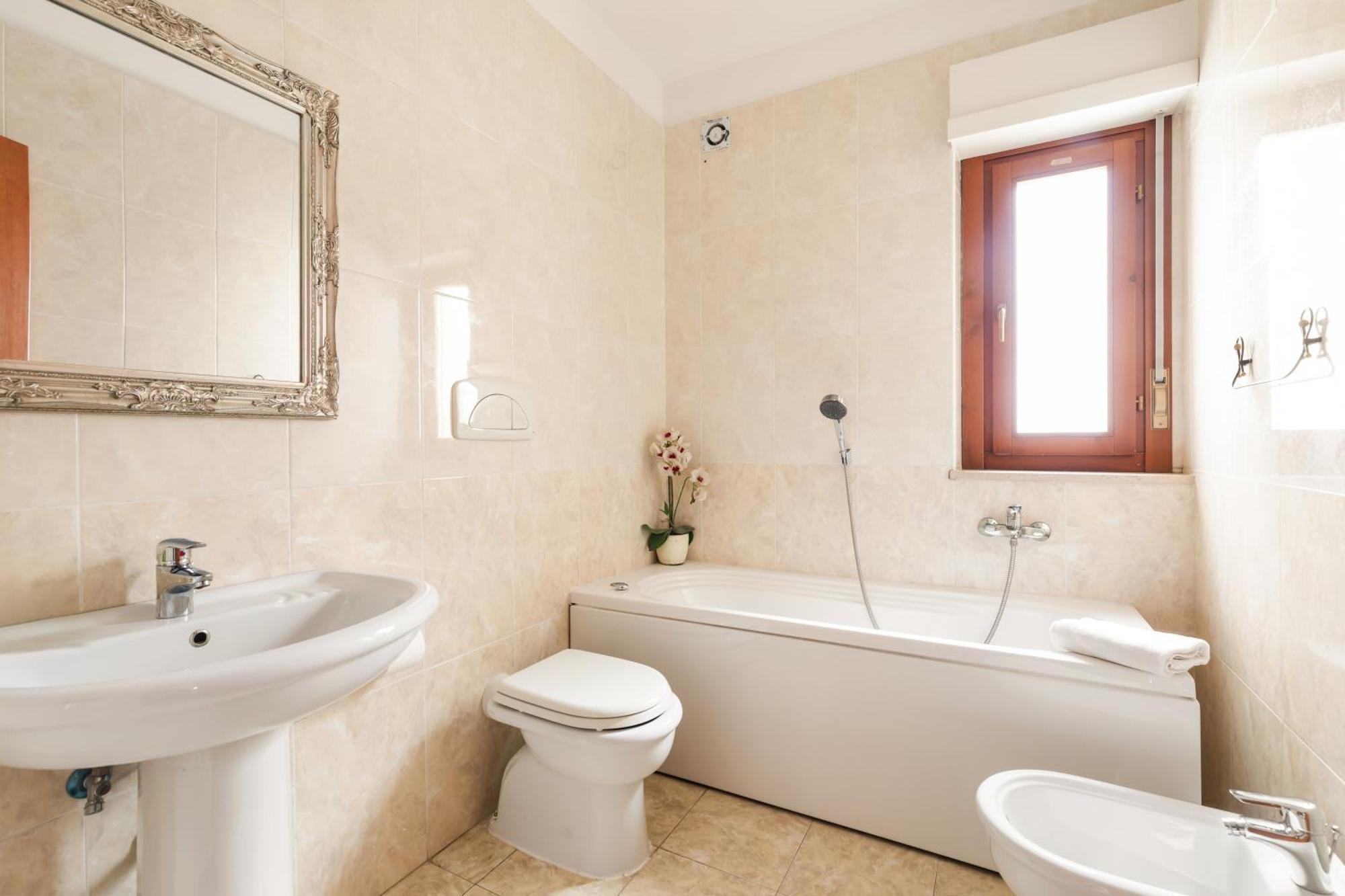 Casa Vacanze Giramondo Fiumicino Bagian luar foto